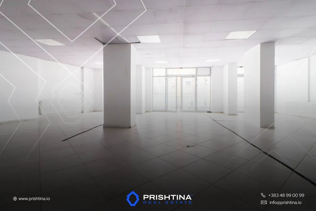 Lokal me #shitje 196.36m² ne Lakrishte