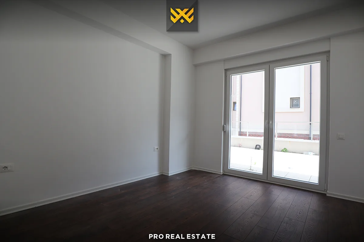 Banesë 97.18m² + 136.59m² për #SHITJE te Mati 1.