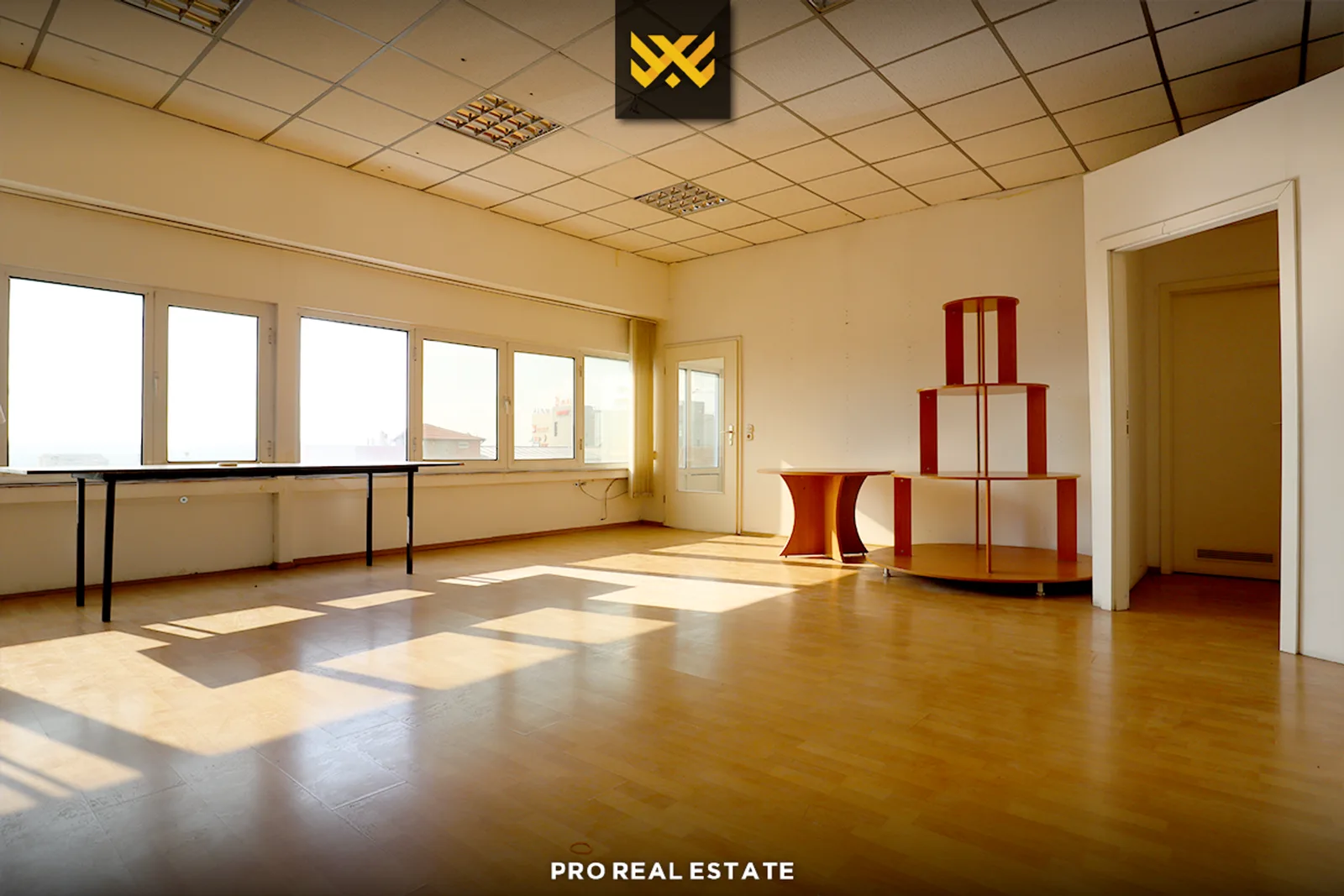 Zyrë 316m² me #QIRA në Veternik