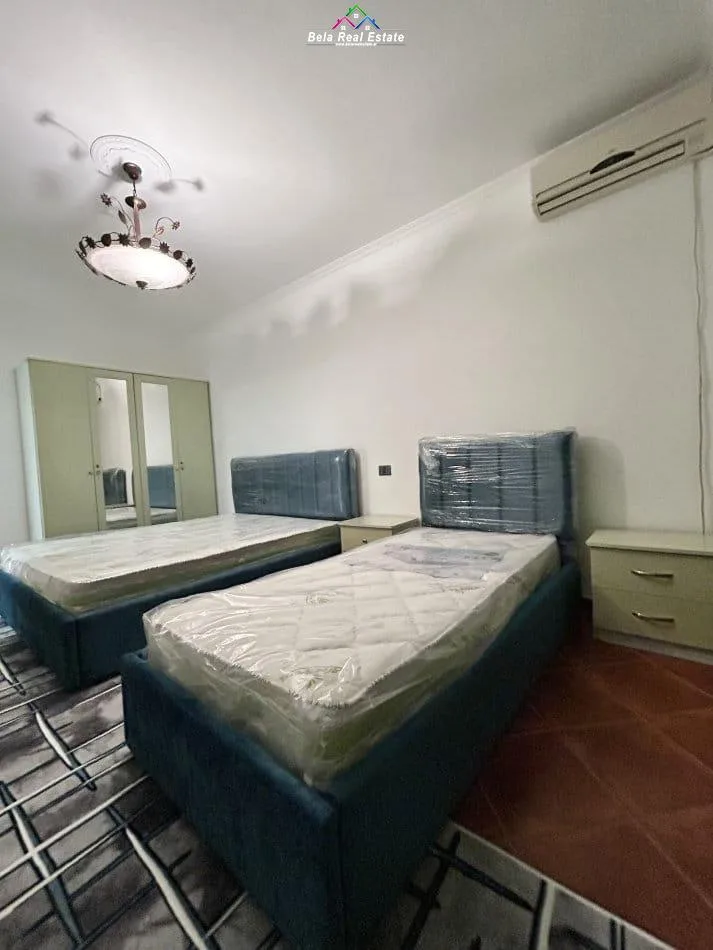 Apartament Me Qera 1+1 Tek Ish Restorant Durresi (ID B211296) Tirane