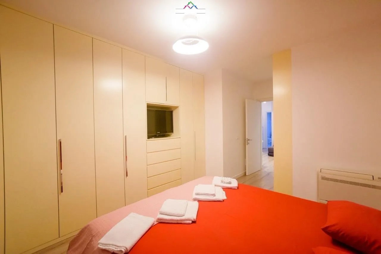 Apartament me Qera 2+1 Tek Brryli (B2201949) Tirane