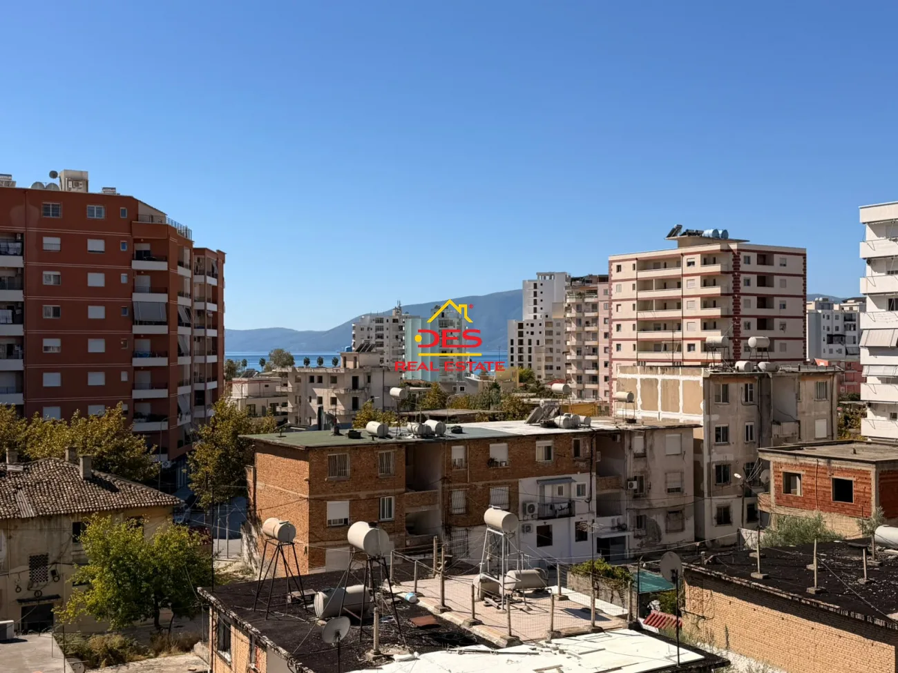 Jepet me qira apartament 1+1+ garazh pranë bolv oil, vlorë