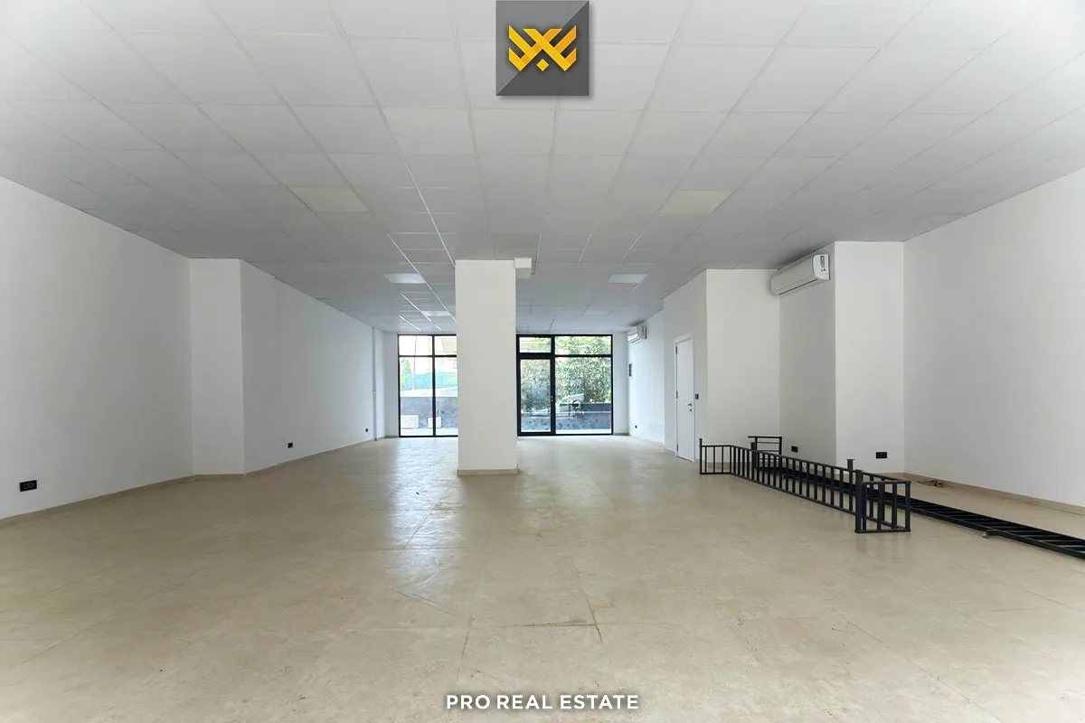 Lokal 136m² për #SHITJE në Matiçan