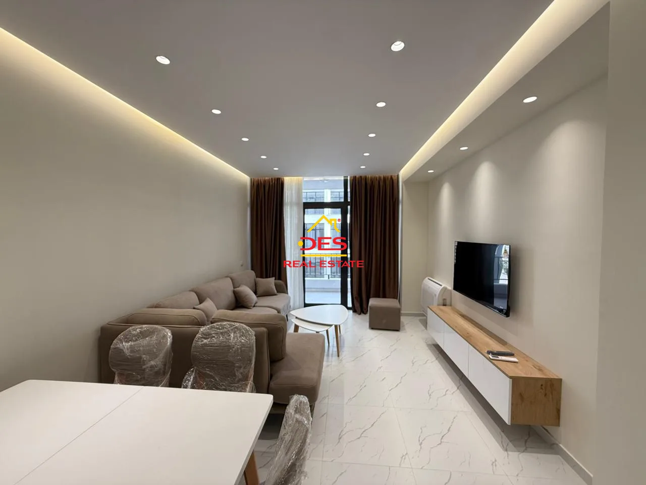 Shitet apartament 2+1+2 në orikum, vlorë.