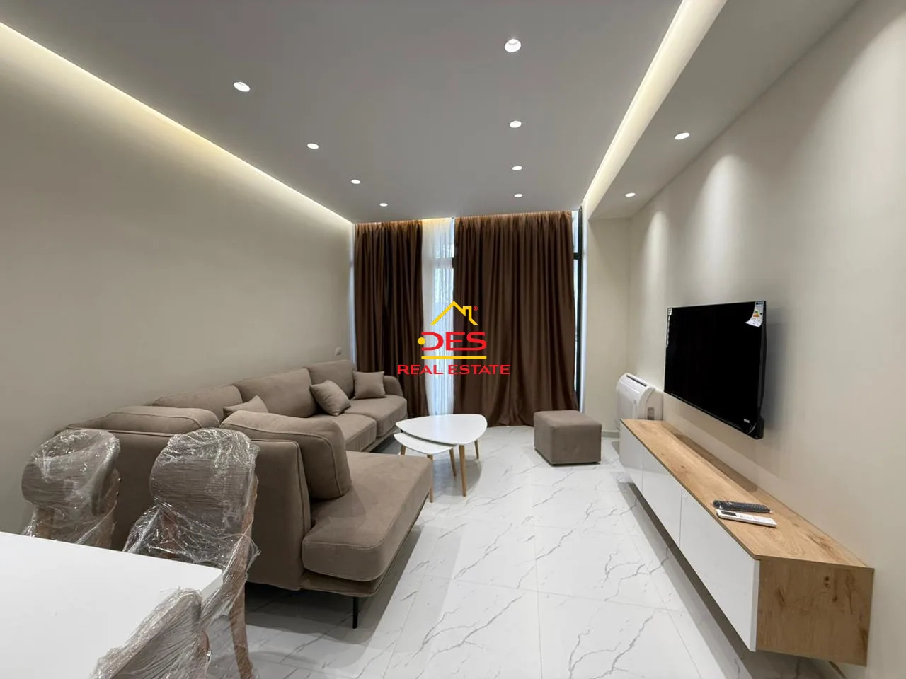 Shitet apartament 2+1+2 në orikum, vlorë.