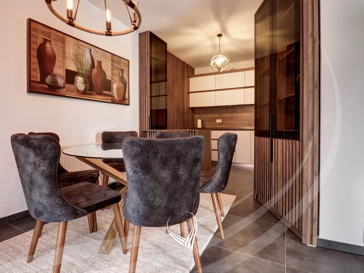 Vilë 210m2 në shitje në Brezovicë