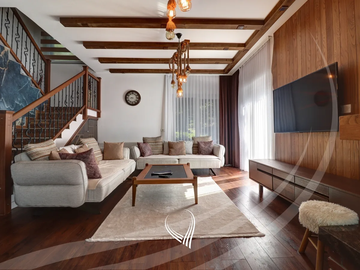 Vilë 210m2 në shitje në Brezovicë