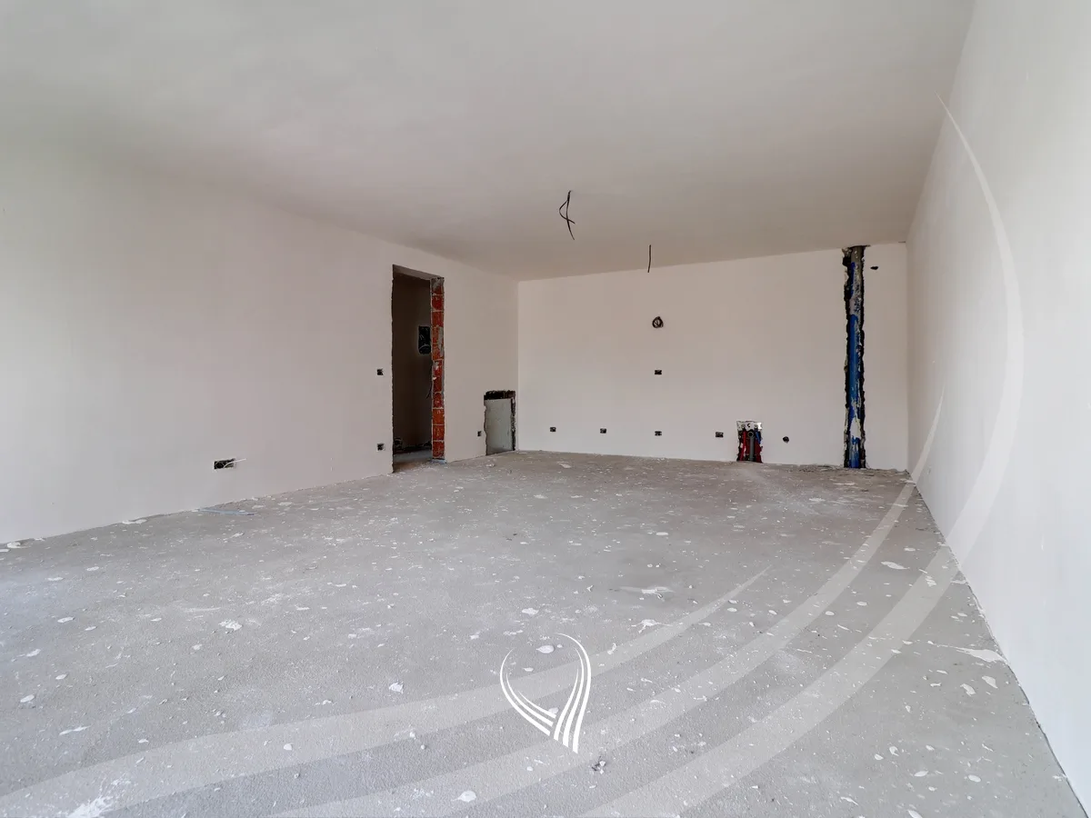 Banesë me 2 dhoma gjumi në shitje në lagjen Mati 1