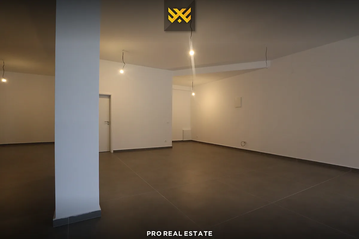Lokal 106.84m² me #QIRA në Lagjen e Muhaxherëve.