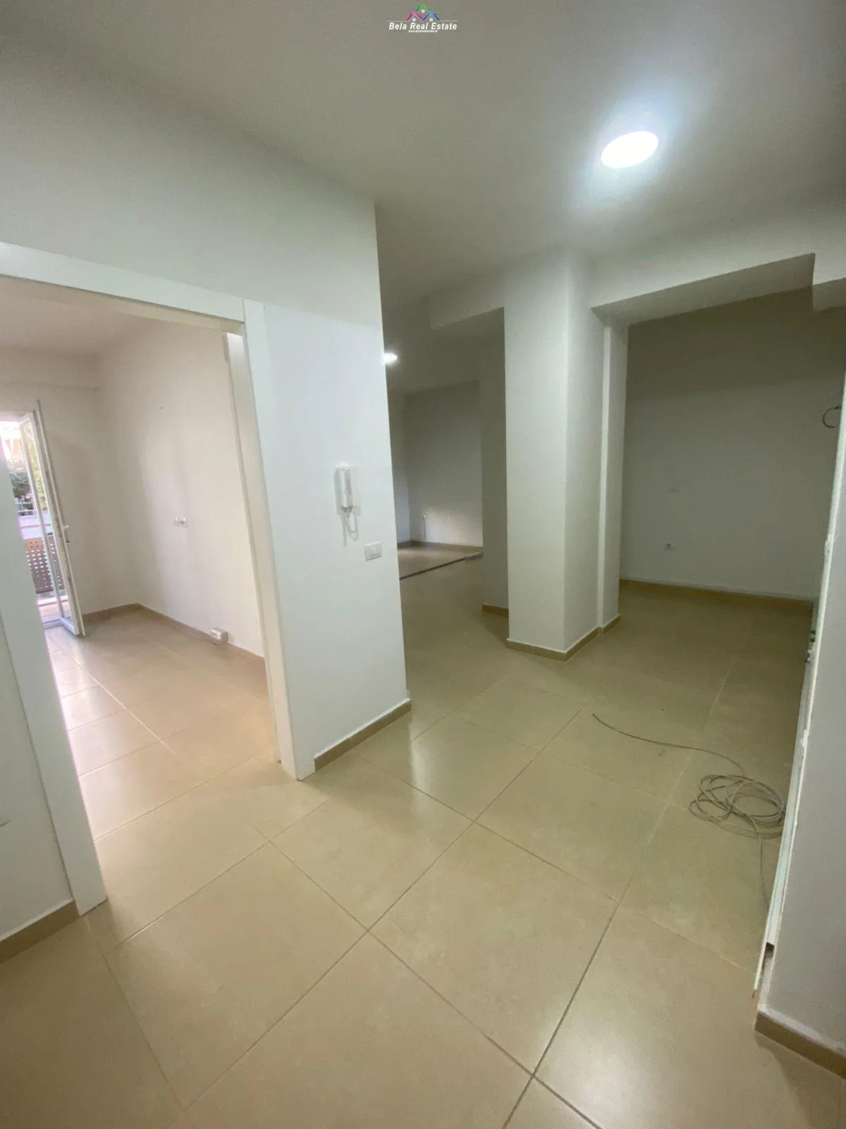 Zyre Me Qera 2+1 Tek Rruga e Kosovareve (ID BZ2476) Tirane.