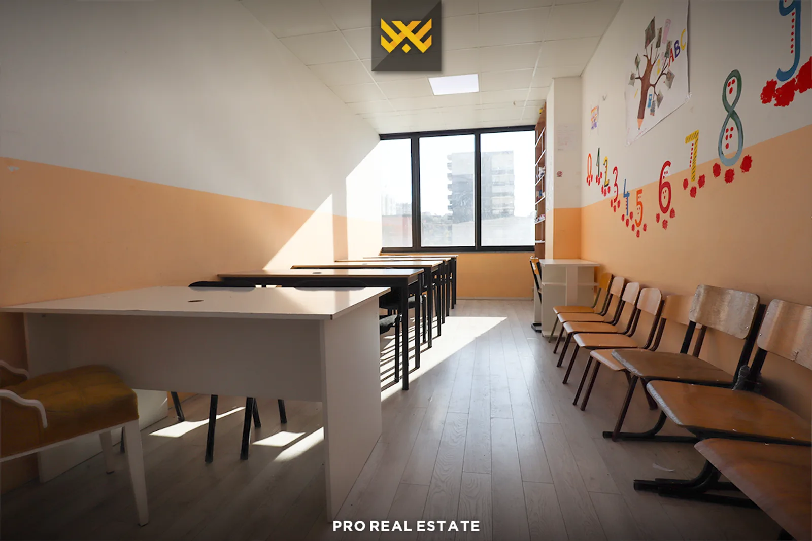 Lokal 188.54m² në #SHITJE në Lagjen e Spitalit.