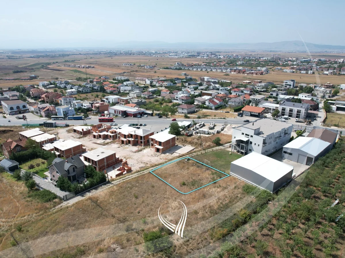 Tokë 5.66 ari në shitje në Çallavicë – afër lagjes 038