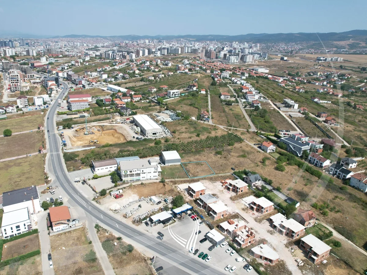 Tokë 5.66 ari në shitje në Çallavicë – afër lagjes 038