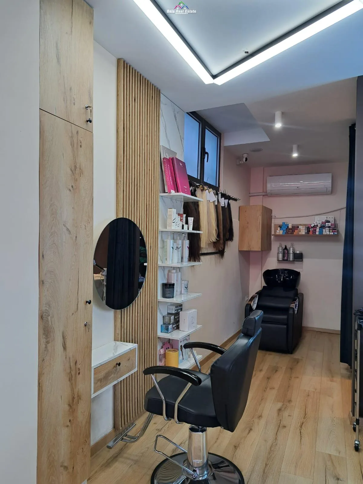 Qender Estetike me qera Rrugs Xhanfize Keko(ID BD21599) Tirane.