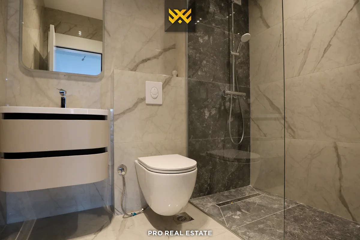 Banesë 129m² për #SHITJE në Lakrishtë