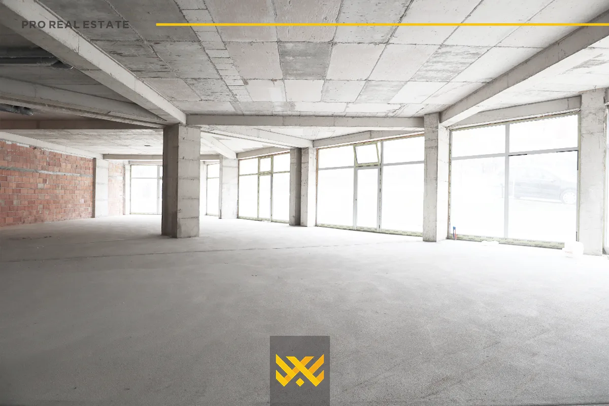 Lokal 278m² me #QIRA në Rrugën B.