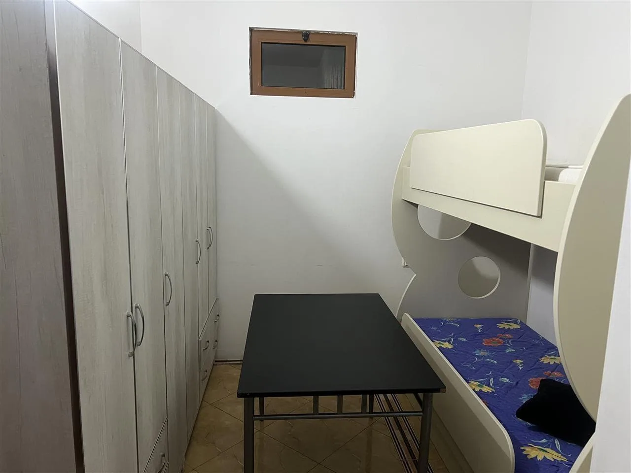 Vile me qera 2+1 tek 21 Dhjetori (ID BV22467) Tirane