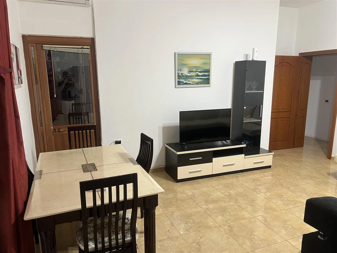 Vile me qera 2+1 tek 21 Dhjetori (ID BV22467) Tirane