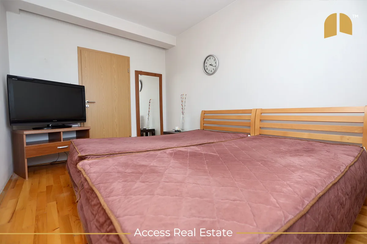 Banesë / Penthouse në SHITJE me FLETË POSEDUESE – 3 dhoma gjumi – 4 Llullat