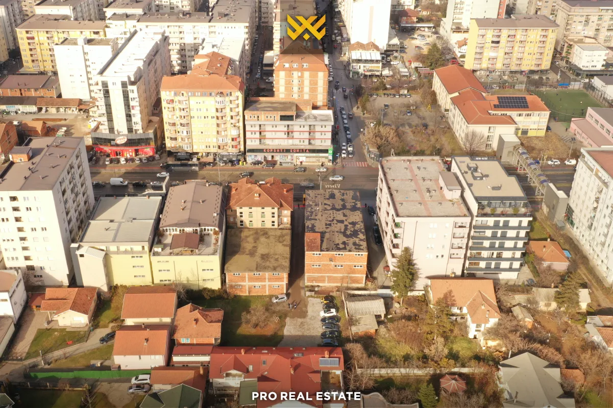 Truall 10.95 Ari për #SHITJE në Fushë Kosovë.