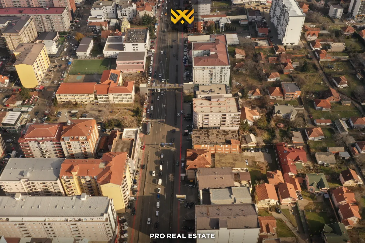 Truall 10.95 Ari për #SHITJE në Fushë Kosovë.