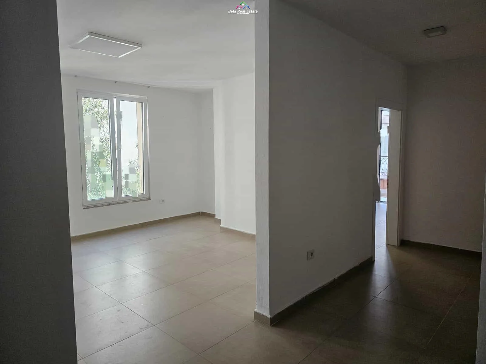 Zyre Me Qera 1+1 Prane Rruges se Elbasanit ( ID BZ2878) Tirane