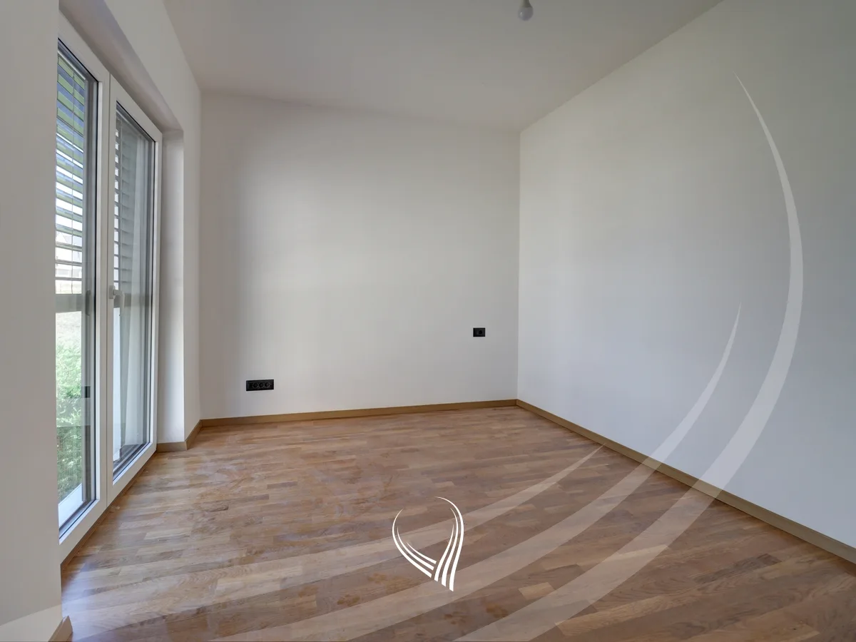 Shtëpi me 4 dhoma gjumi në shitje në Çagllavicë – Lagjja e Artë 2