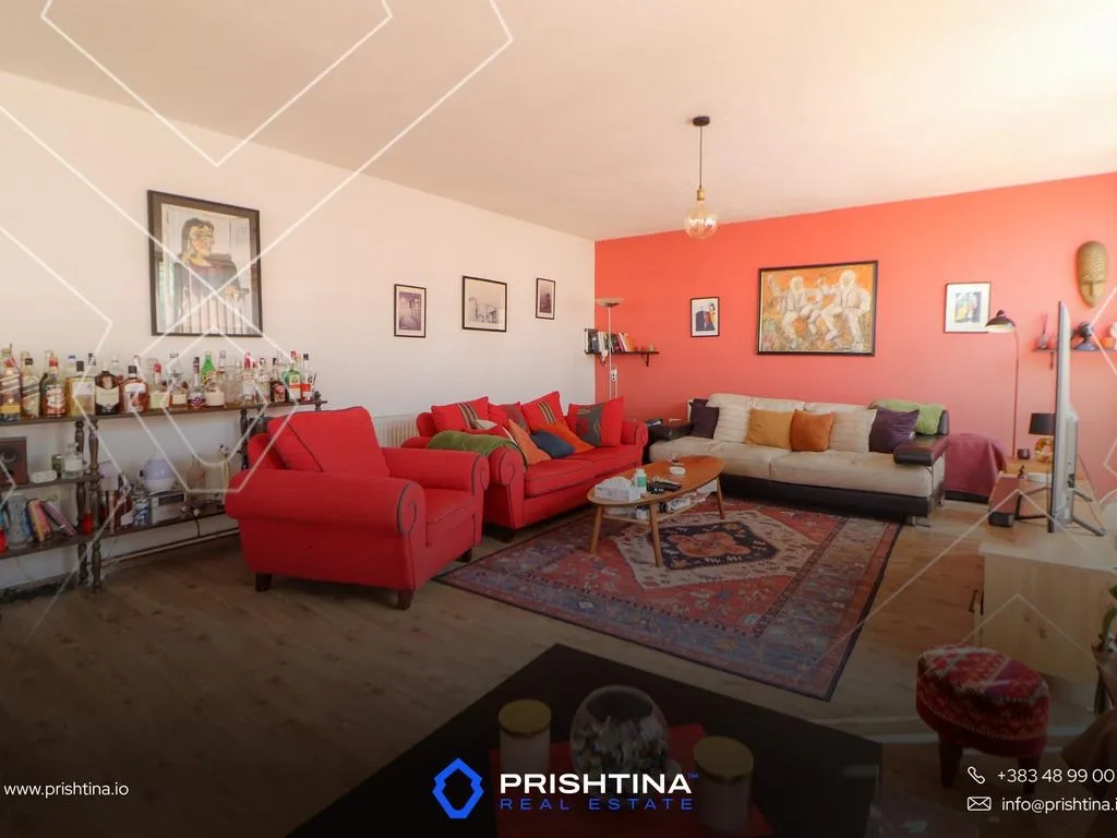 Shtepi ne #shitje 400m² + 2.2 ari në Taslixhe