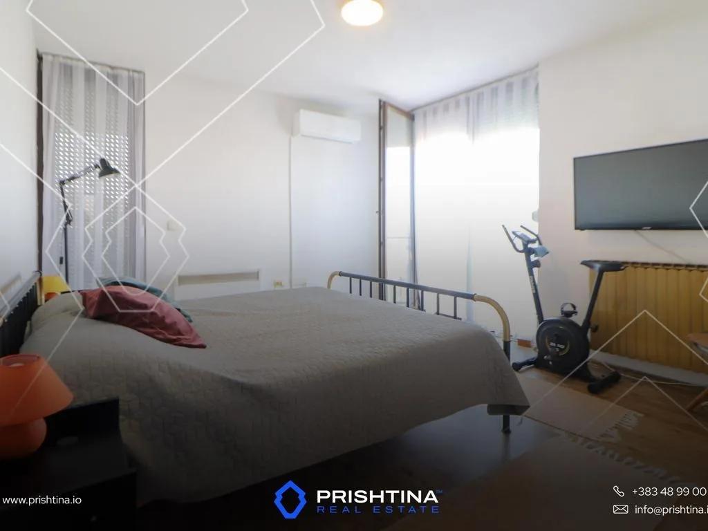 Shtepi ne #shitje 400m² + 2.2 ari në Taslixhe