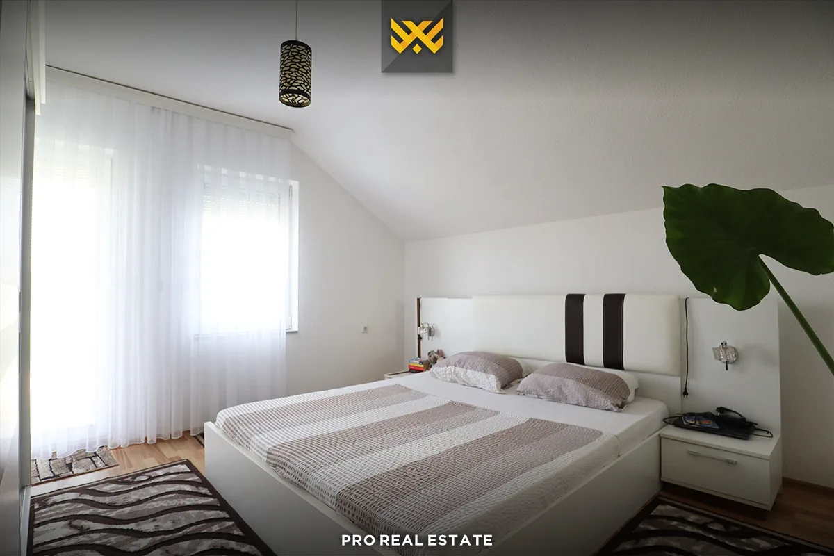 Shtëpi 220m² për #SHITJE në Obiliq.