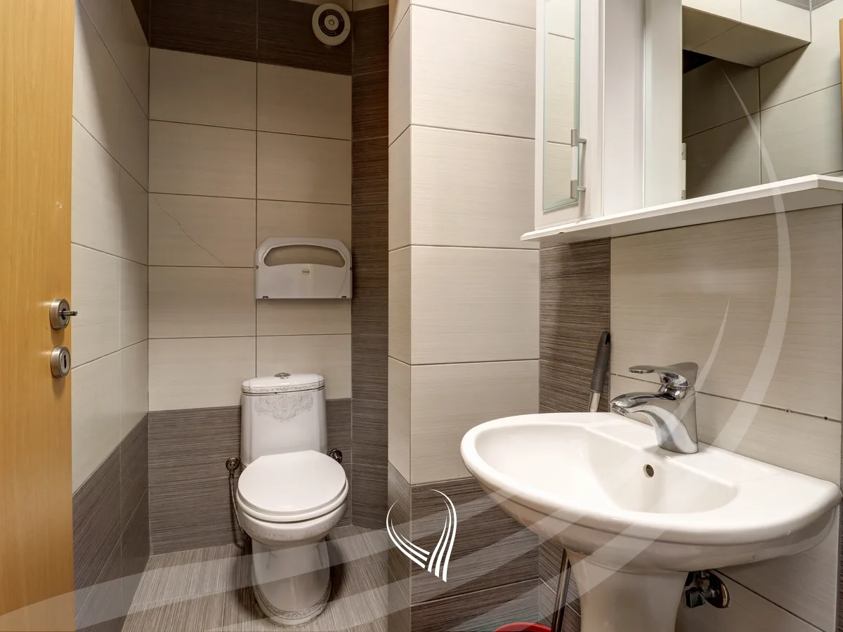 Objekt afarist 330m2 me qira në lagjen Ulpiana