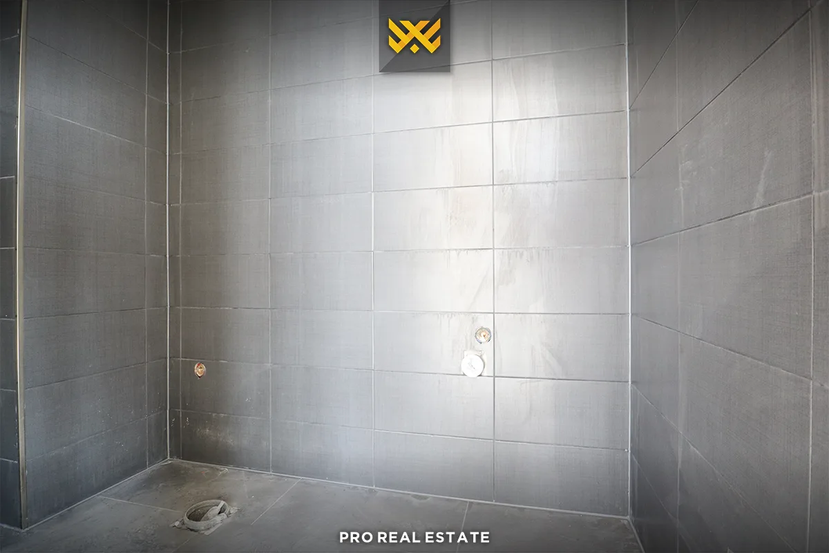 Lokal 98m² për #SHITJE në Veternik