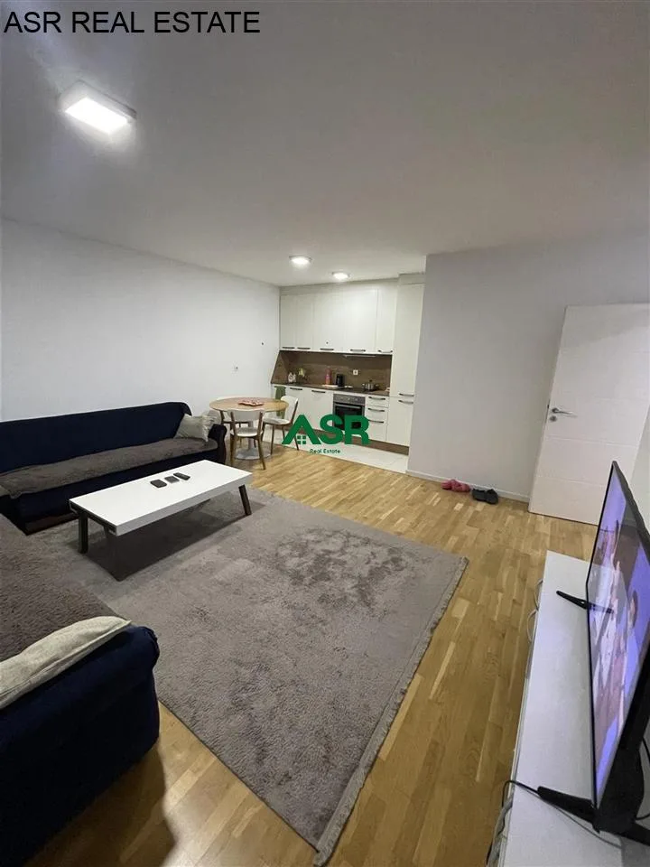 #ID:4119 Banesë 80m2 me #qira në rr.B, afer furres Tanore