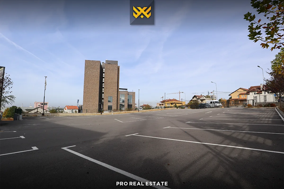 Hapësirë afariste 800m² me #QIRA në Veternik
