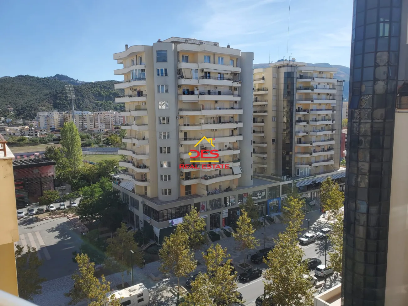 Jepet me qira apartament 2+1 pranë stadiumit flamurtari,vlorë