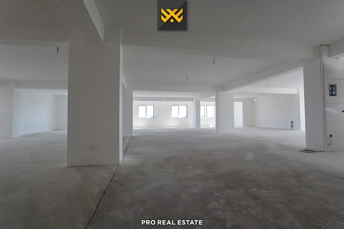 Lokal / Zyrë 1116m² me #QIRA në Lakrishtë