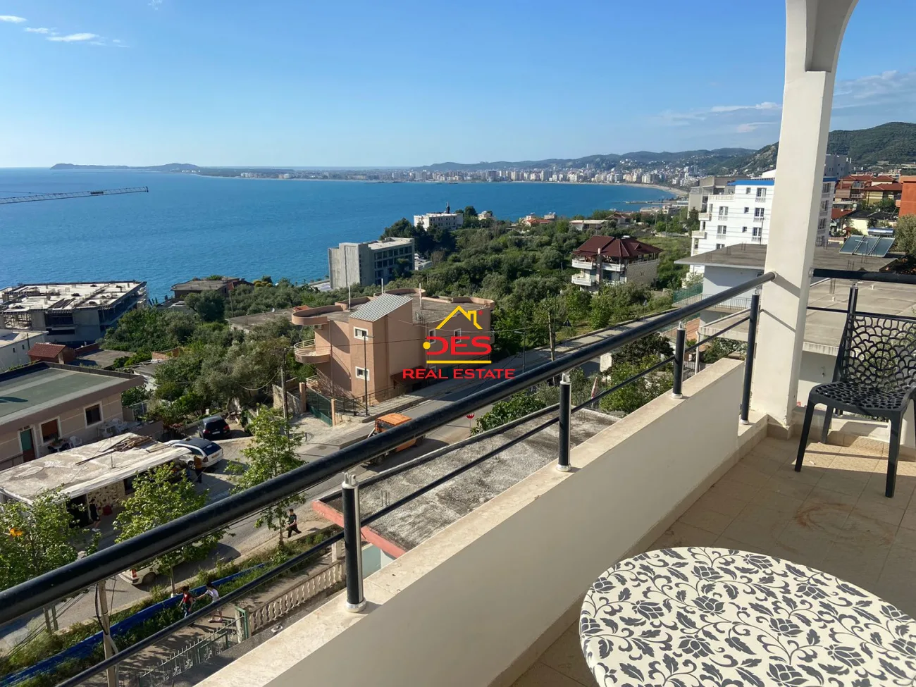 Shitet apartament 2+1 në ujë të ftohtë vlorë pamje nga deti🌅