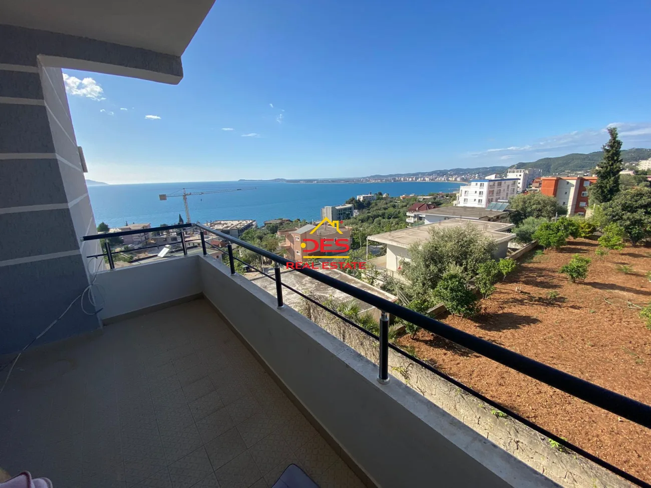 Shitet apartament 2+1 në ujë të ftohtë vlorë pamje nga deti🌅