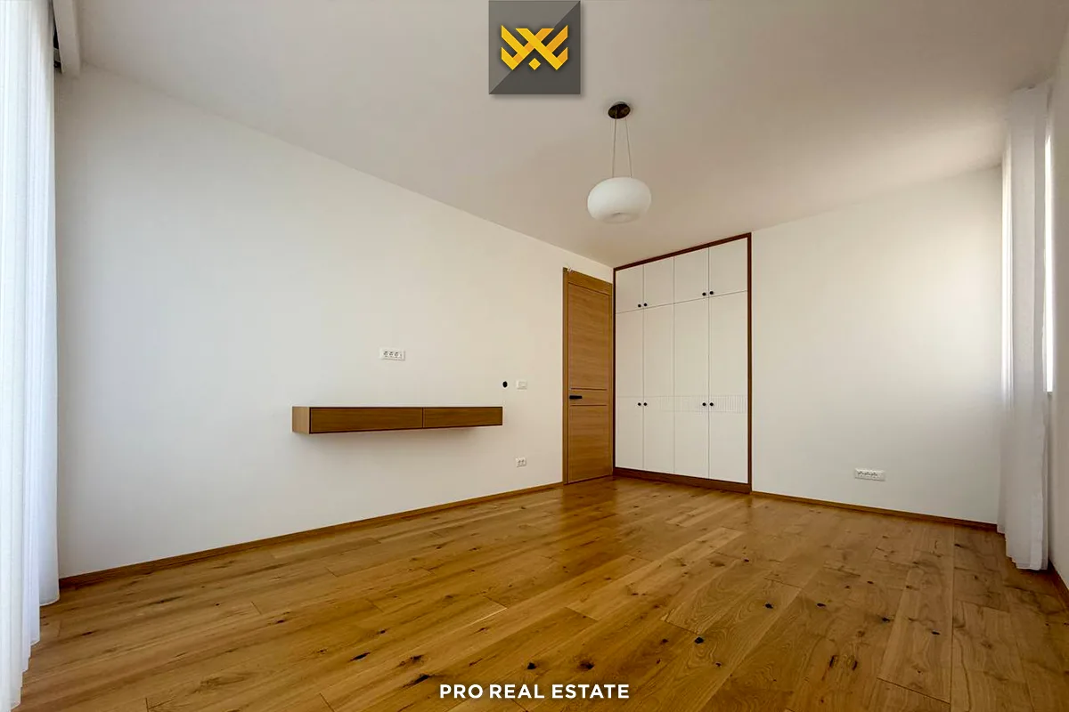 Shtëpi 294m² me #QIRA në Lagjen Qershia