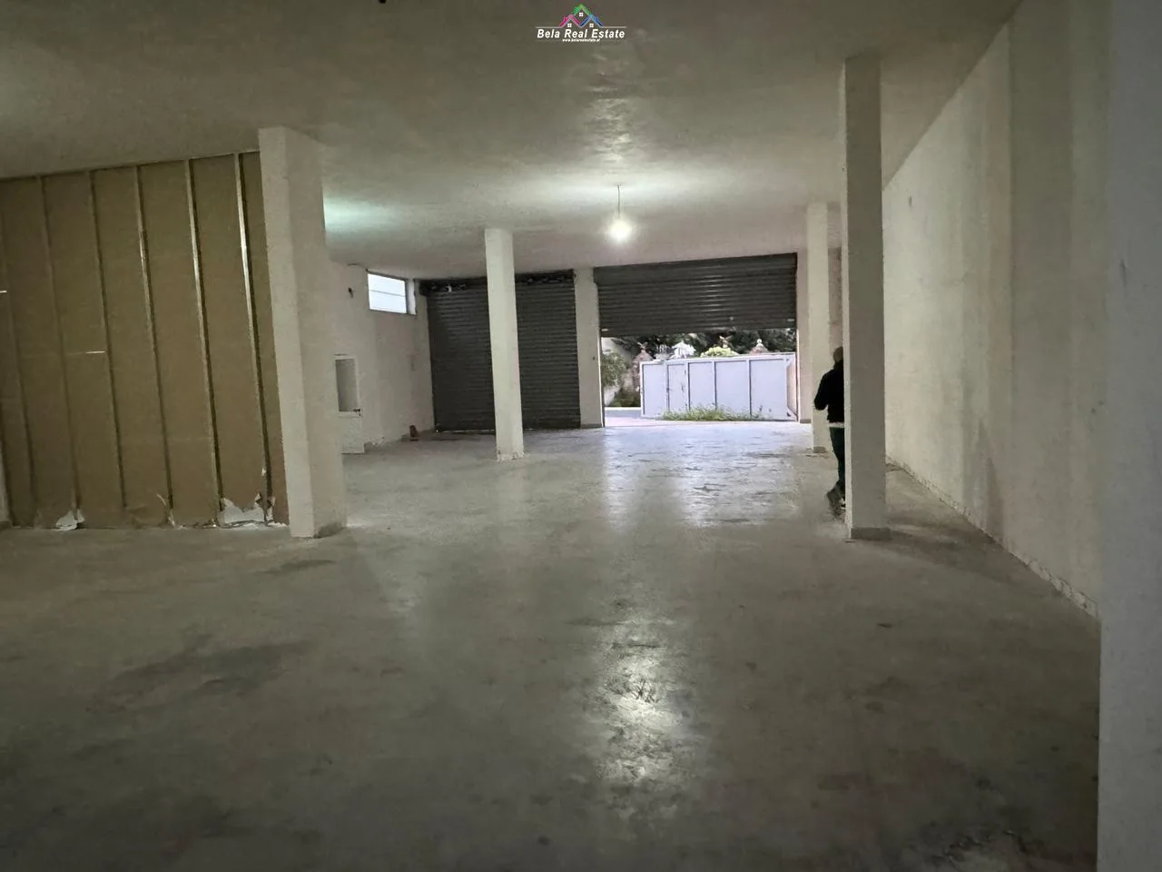 Magazine Me Qera ne Autostraden Tirane Durres (ID BM216) Tirane