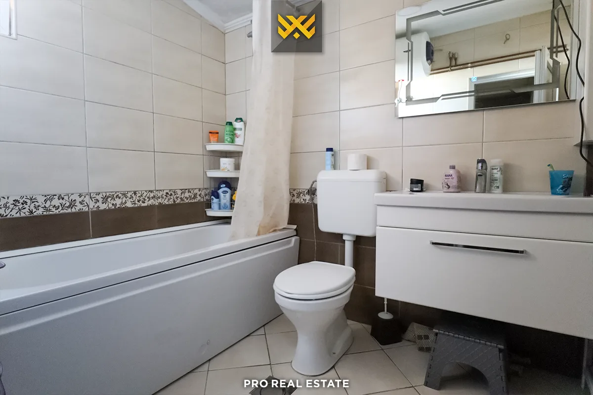 Shtëpi 110m² + 32m² për #SHITJE në Kodrën e Trimave