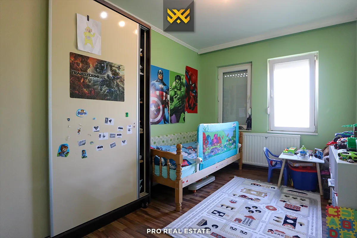 Shtëpi 110m² + 32m² për #SHITJE në Kodrën e Trimave