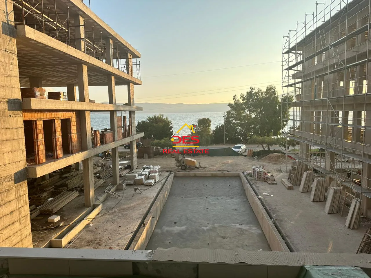 Shitet apartament 2+1 te resort “elite” ,radhimë pamje ballore nga deti & pishine 🌅