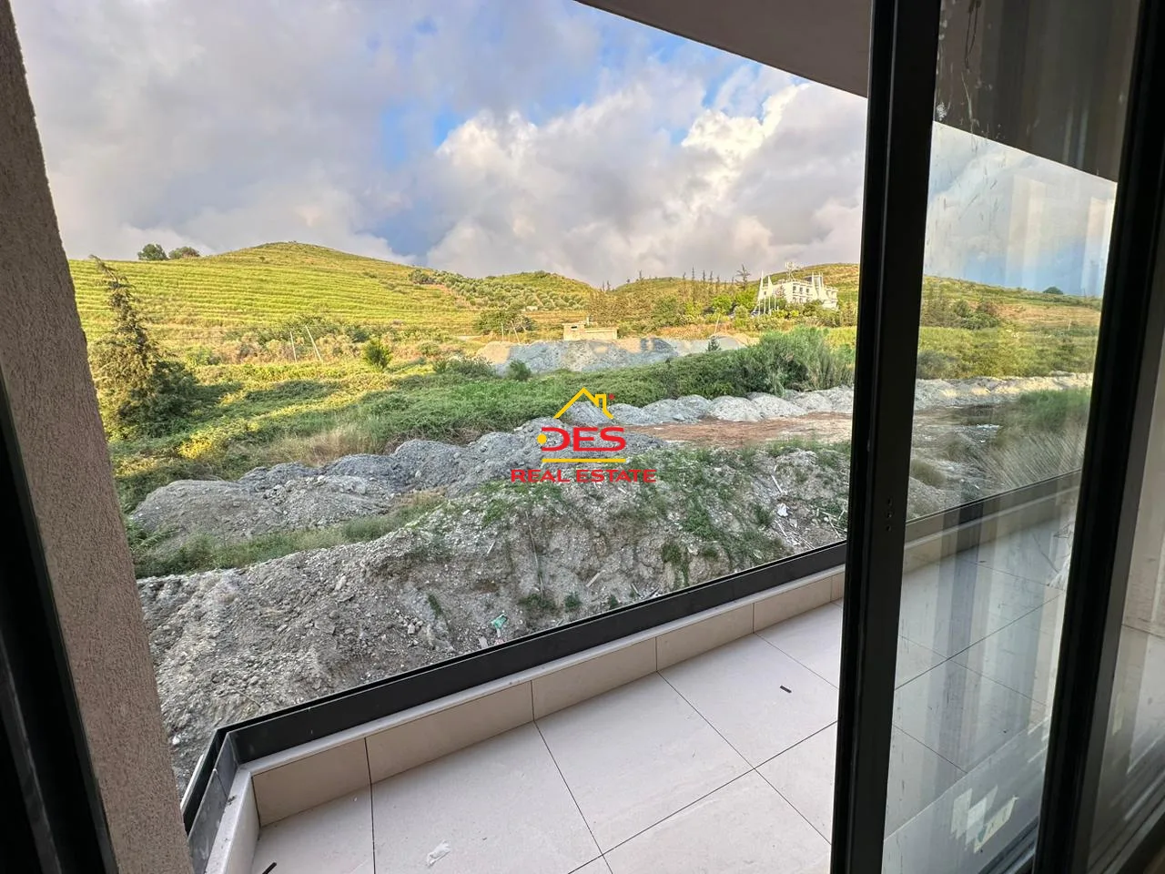 Shitet apartament 2+1 te resort “elite” ,radhimë pamje ballore nga deti & pishine 🌅