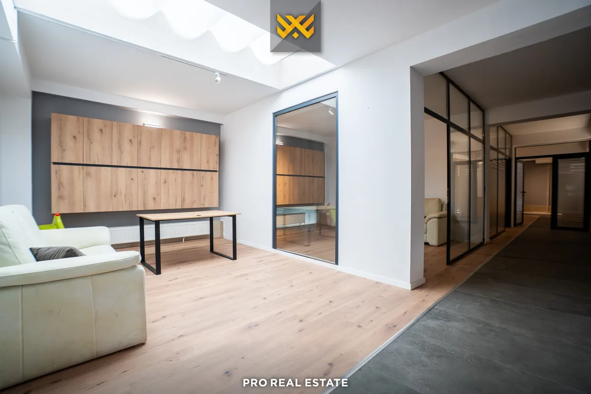 Shtëpi 1195m² për #SHITJE në Veternik
