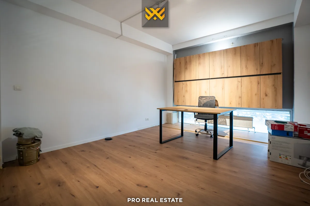 Shtëpi 1195m² për #SHITJE në Veternik
