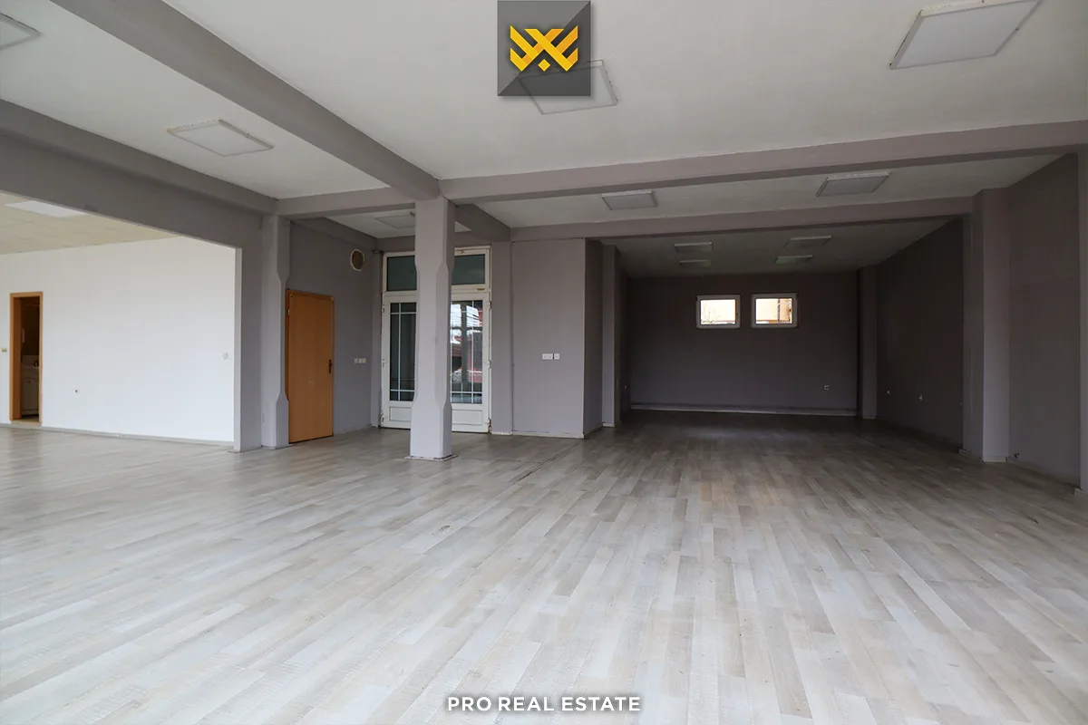 Lokal 170m² me #QIRA në Taslixhe I