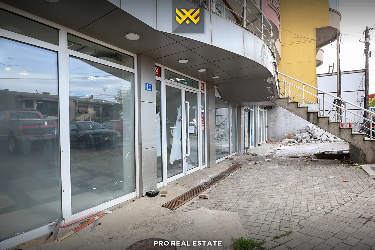 Lokal 434m² me #QIRA në Bregun e Diellit.