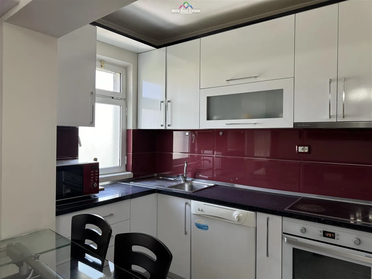 Apartament Me Qera 2+1 Ne Qender (ID B221226) Tirane