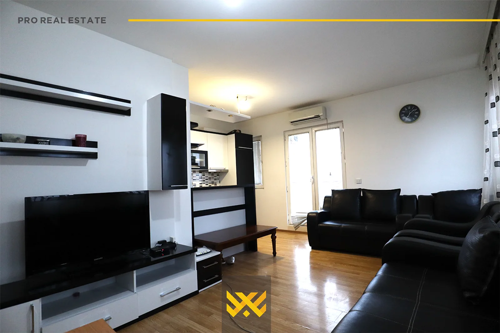 Banesë Penthouse 150m² në #SHITJE në Qendër.